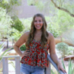 Meet your Posher, Dana